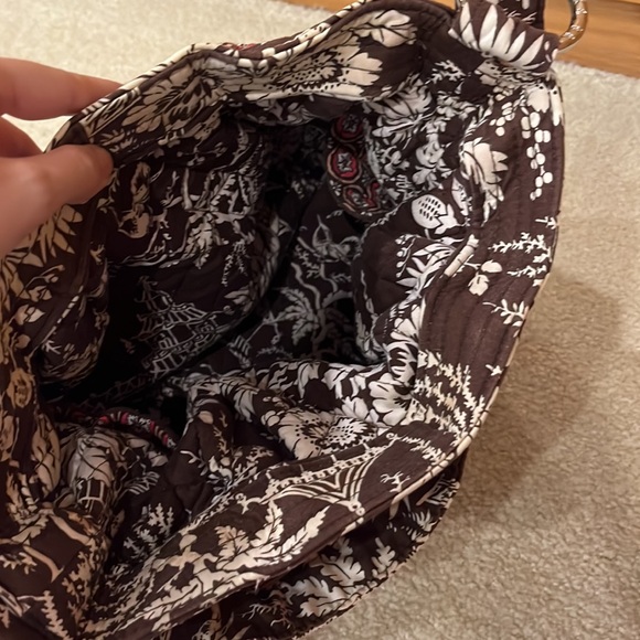 Vera Bradley reversible women’s shoulder bag, colors brown/white/pink design - Picture 3 of 6